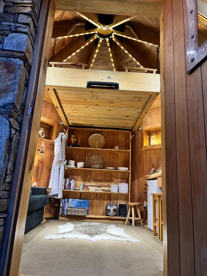 Tree House Lodge Bed & Breakfast Cheviot Exterior foto