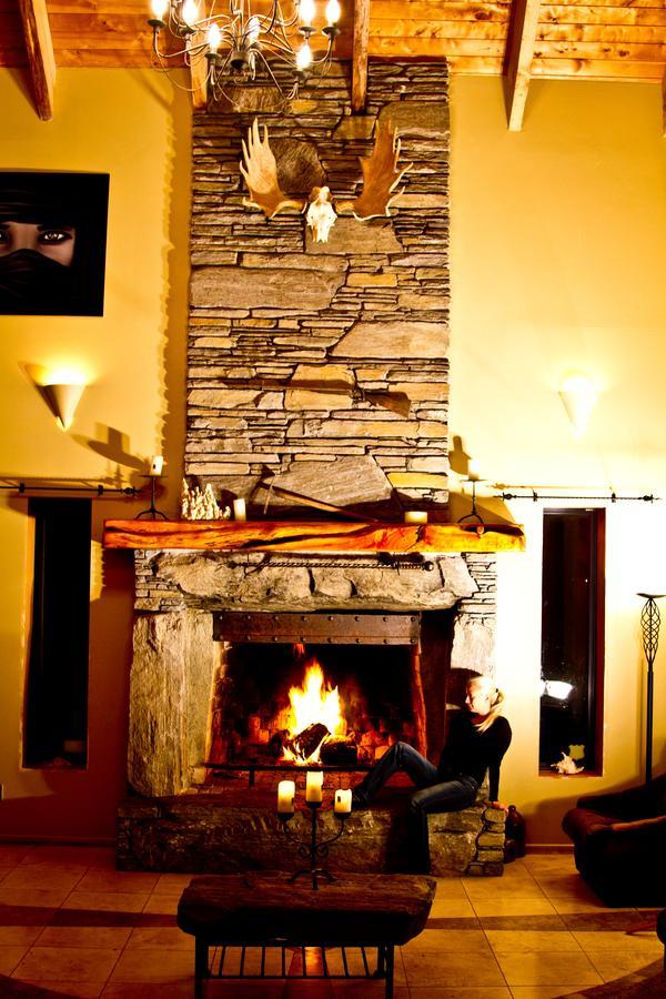 Tree House Lodge Bed & Breakfast Cheviot Exterior foto