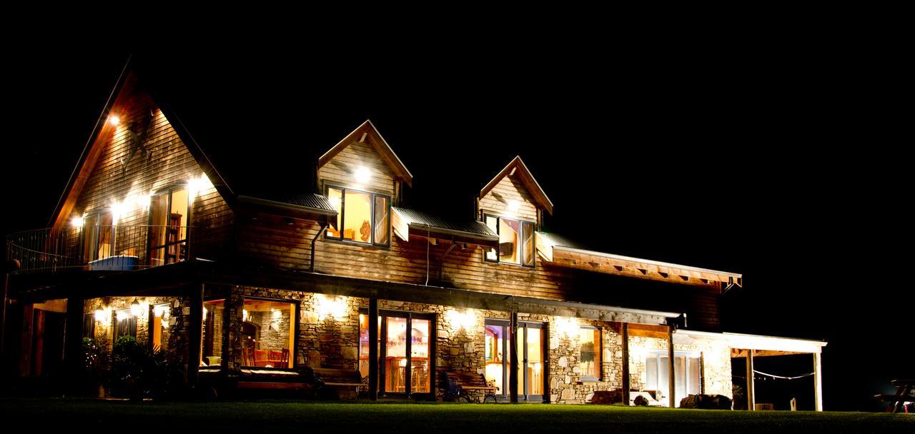 Tree House Lodge Bed & Breakfast Cheviot Exterior foto