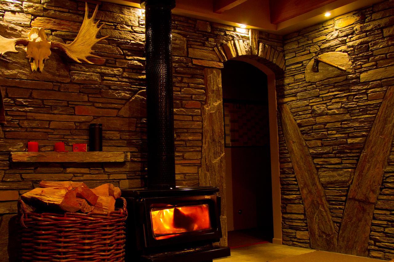 Tree House Lodge Bed & Breakfast Cheviot Exterior foto