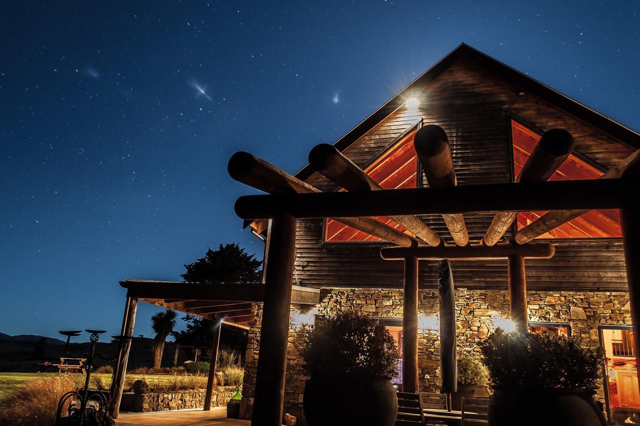 Tree House Lodge Bed & Breakfast Cheviot Exterior foto