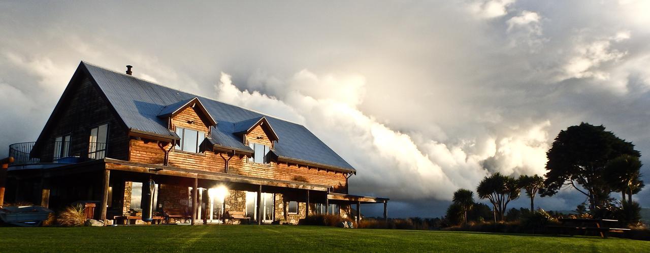 Tree House Lodge Bed & Breakfast Cheviot Exterior foto